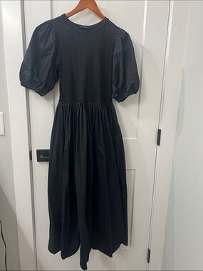 En Saison Black Puff-Sleeve Dress